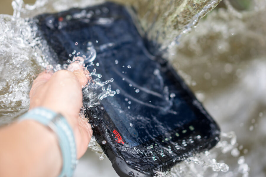 Leica CSX8 Rugged Tablet Waterproof 1
