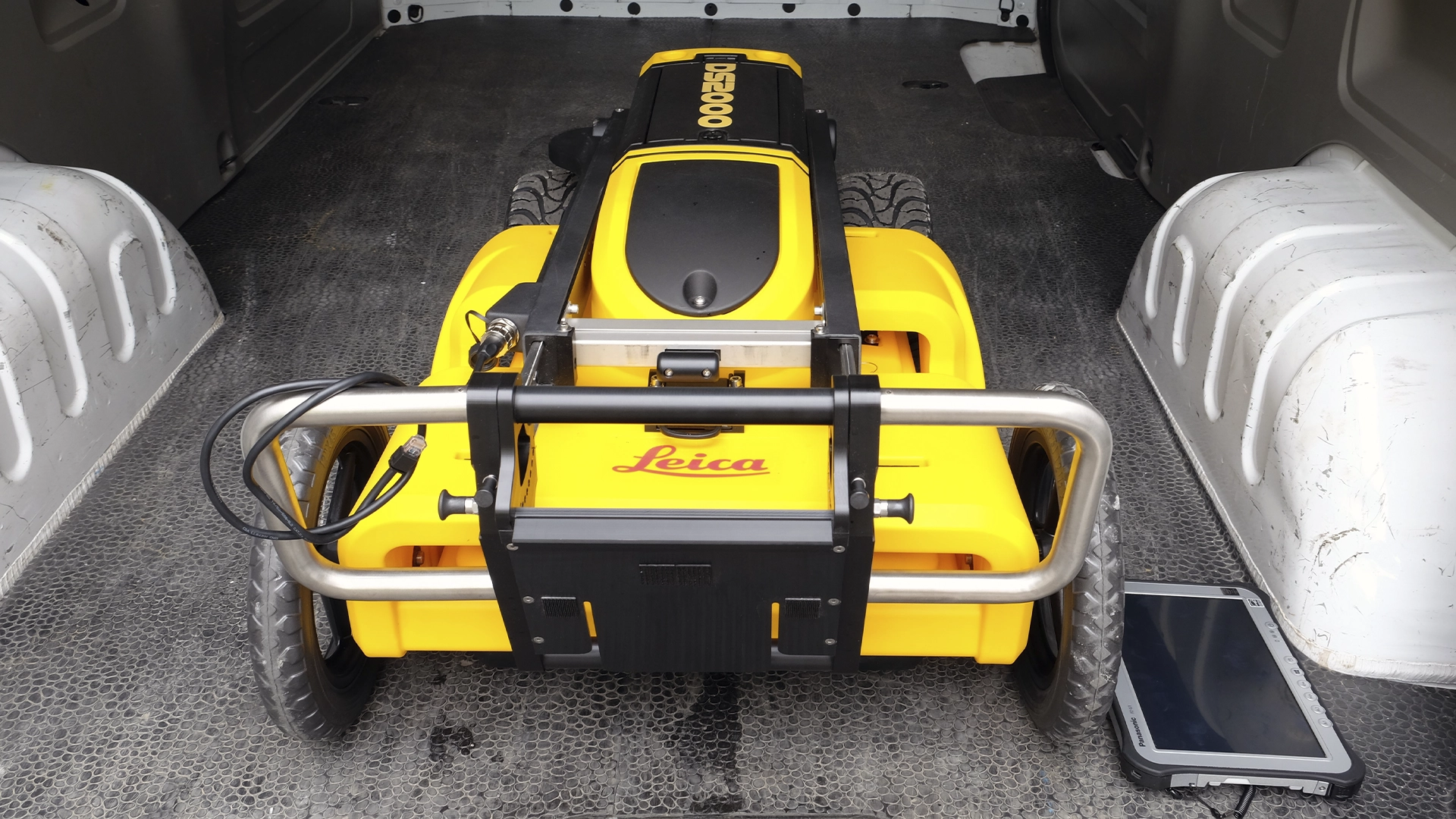 Detectores radar: Leica inclui o scanner de betão C-Thrue no seu catálogo de localizadores