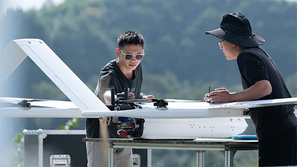 dron jouav