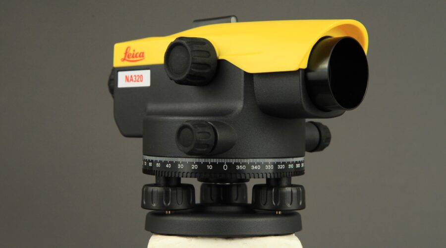 Leica NA320