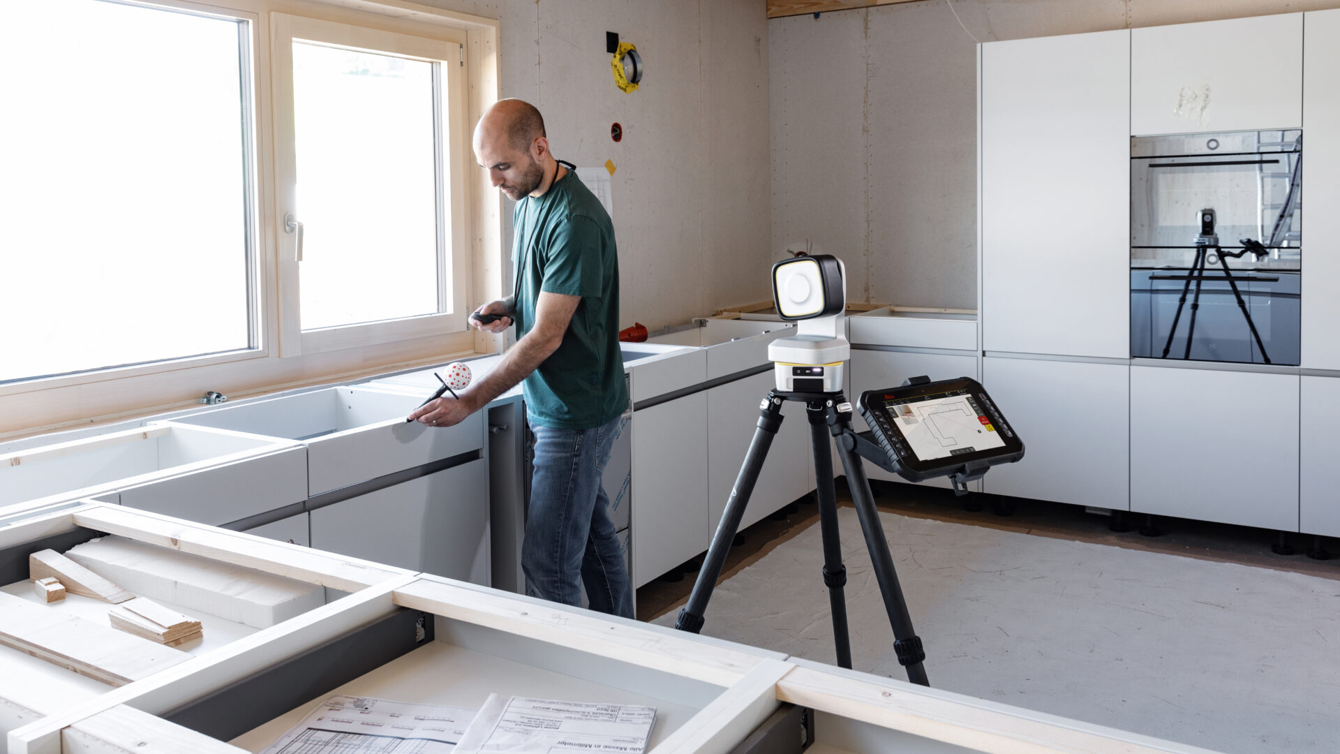 Leica_iCON_iCS50_carbon_tripod_tablet_vpen_kitchen_2