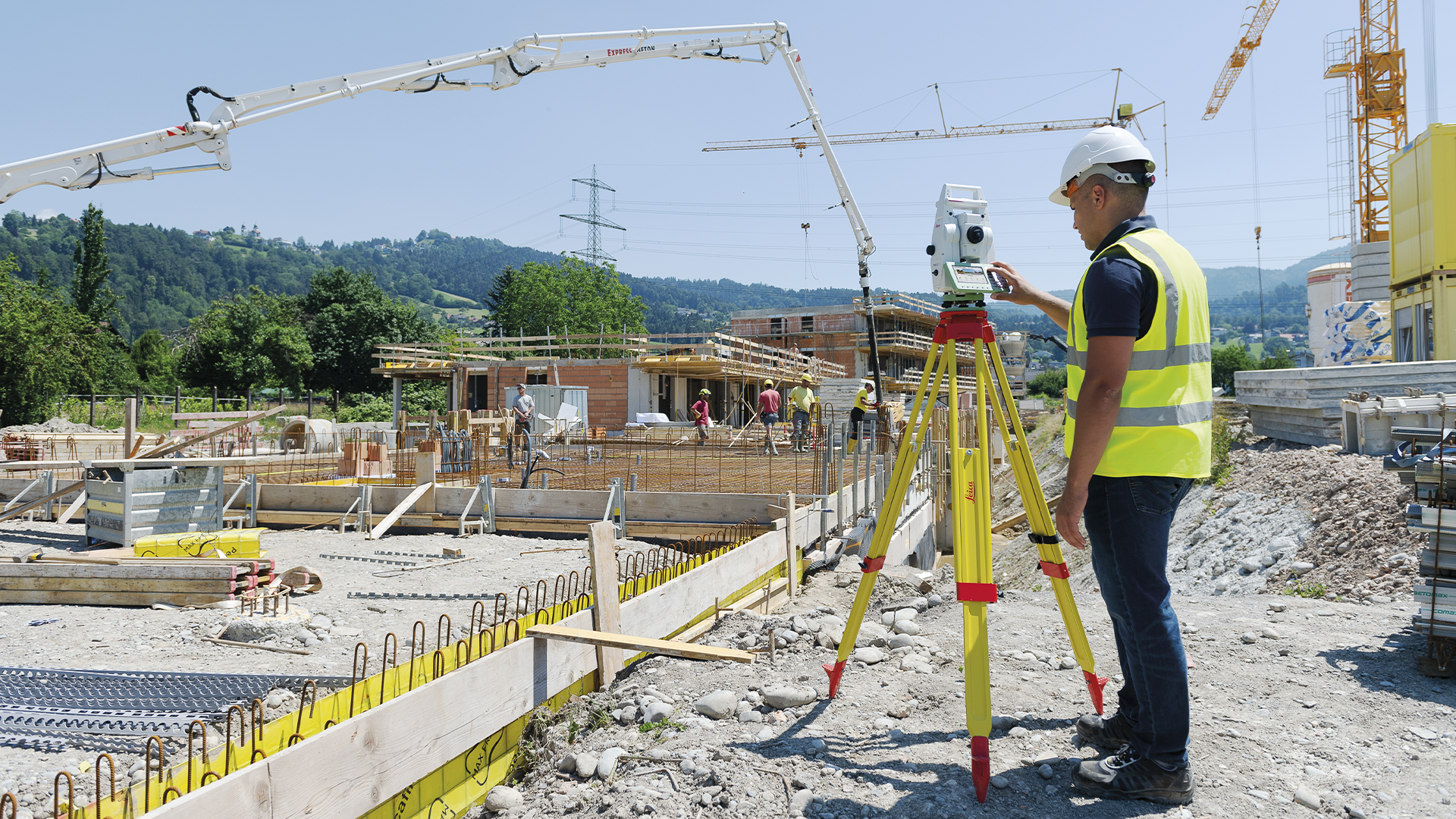 Estación Total Leica TS16 para topografía profesional. Precisión, fiabilidad y soporte técnico en ACRE. ¡Contáctanos!