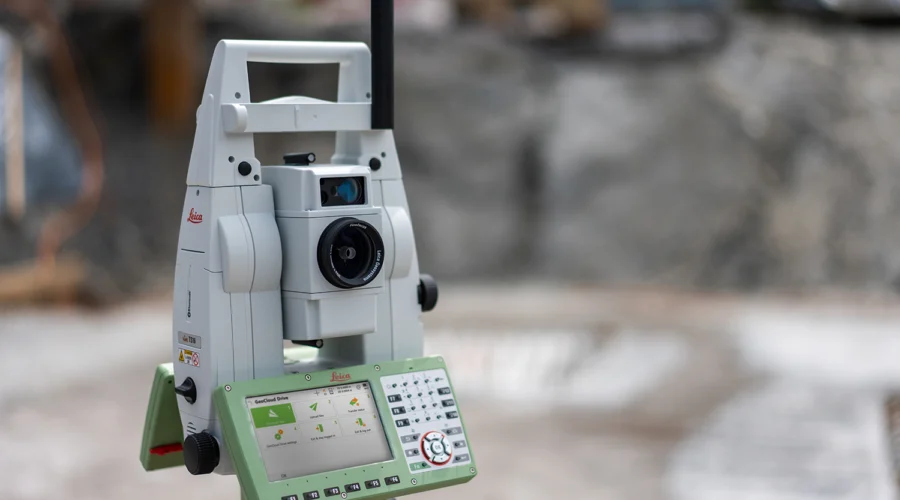 TS16-total-station-Captivate-diagonal