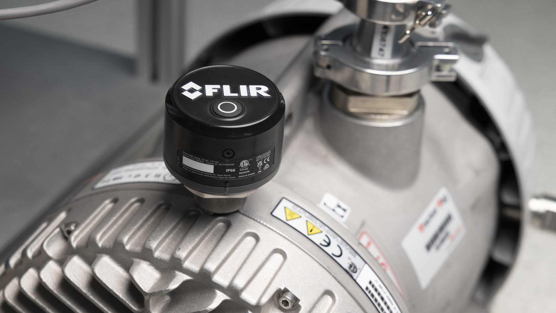 FLIR SV89