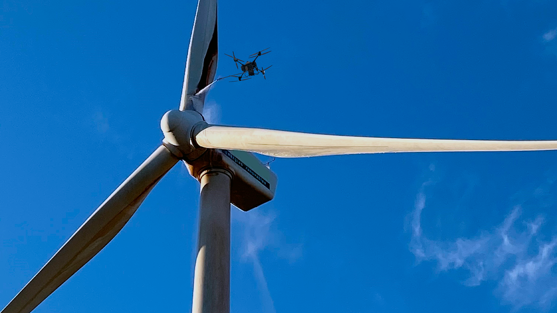 helion limpieza aerogeneradores