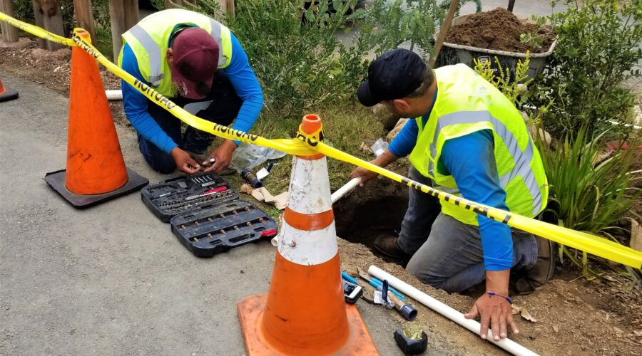 Pones en riesgo a tus operarios en el alcantarillado