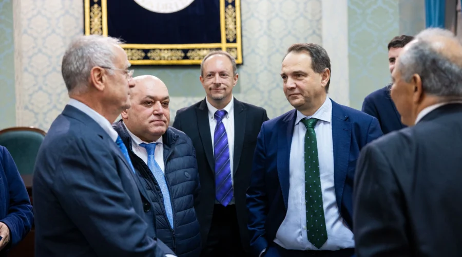 Escuela Técnica Superior de Ingenieros en Topografía