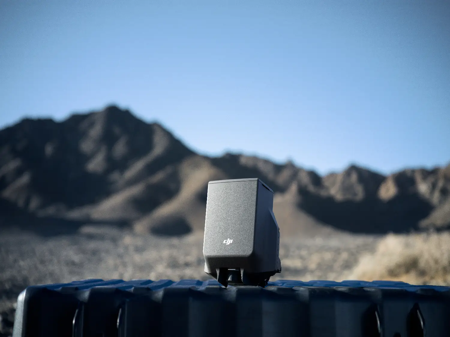DJI AP100: nuevo paracaídas oficial para DJI Matrice 400