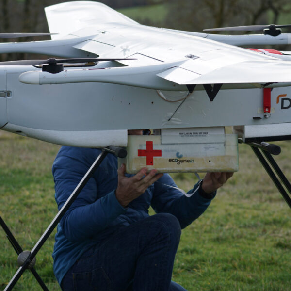 drones-para-emergencias-y-transporte-de-mercancias-dt46