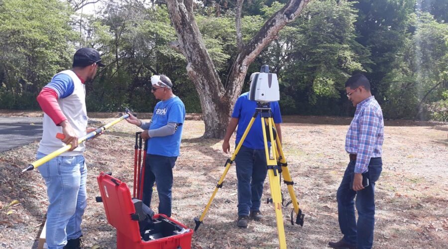 Grupo ACRE Panamá entrega Láser Escaner ScanStation P50