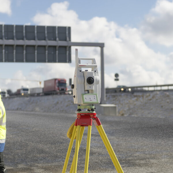 Estaciones Totales Robóticas