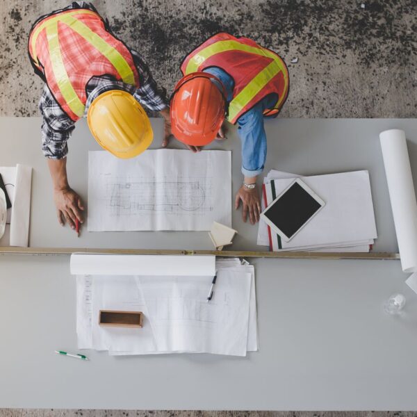 Optimización y Eficiencia en Proyectos de Infraestructura y Construcción