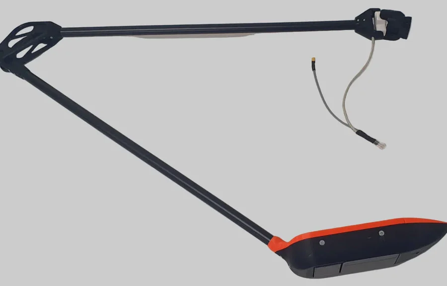 Cerulean Surveyor 240-16 MBES (ecosonda multihaz)