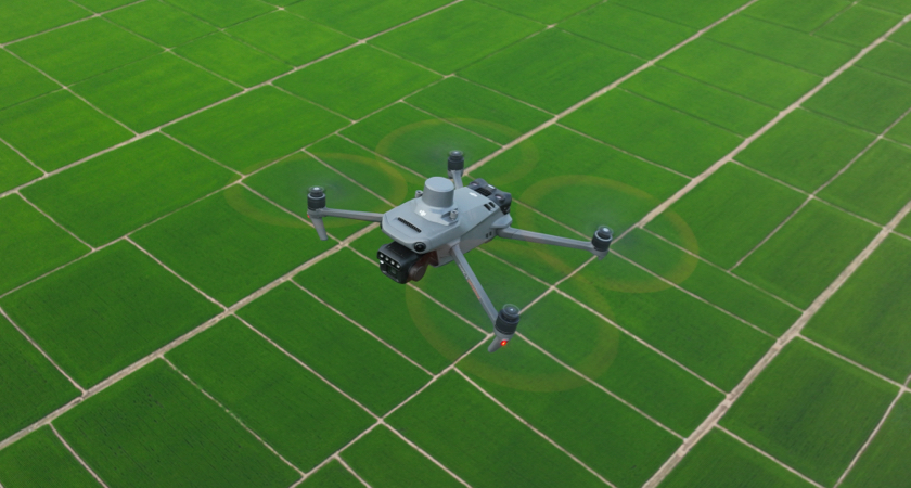 Dron DJI Mavic 3M con cámara multiespectral para diagnóstico de cultivos